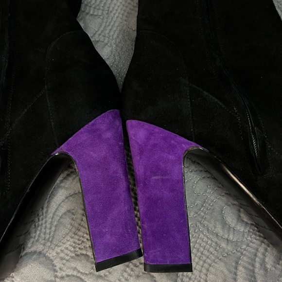 Sergio Rossi Black Suede Purple Accent Bootie 7.5 - Picture 4 of 12